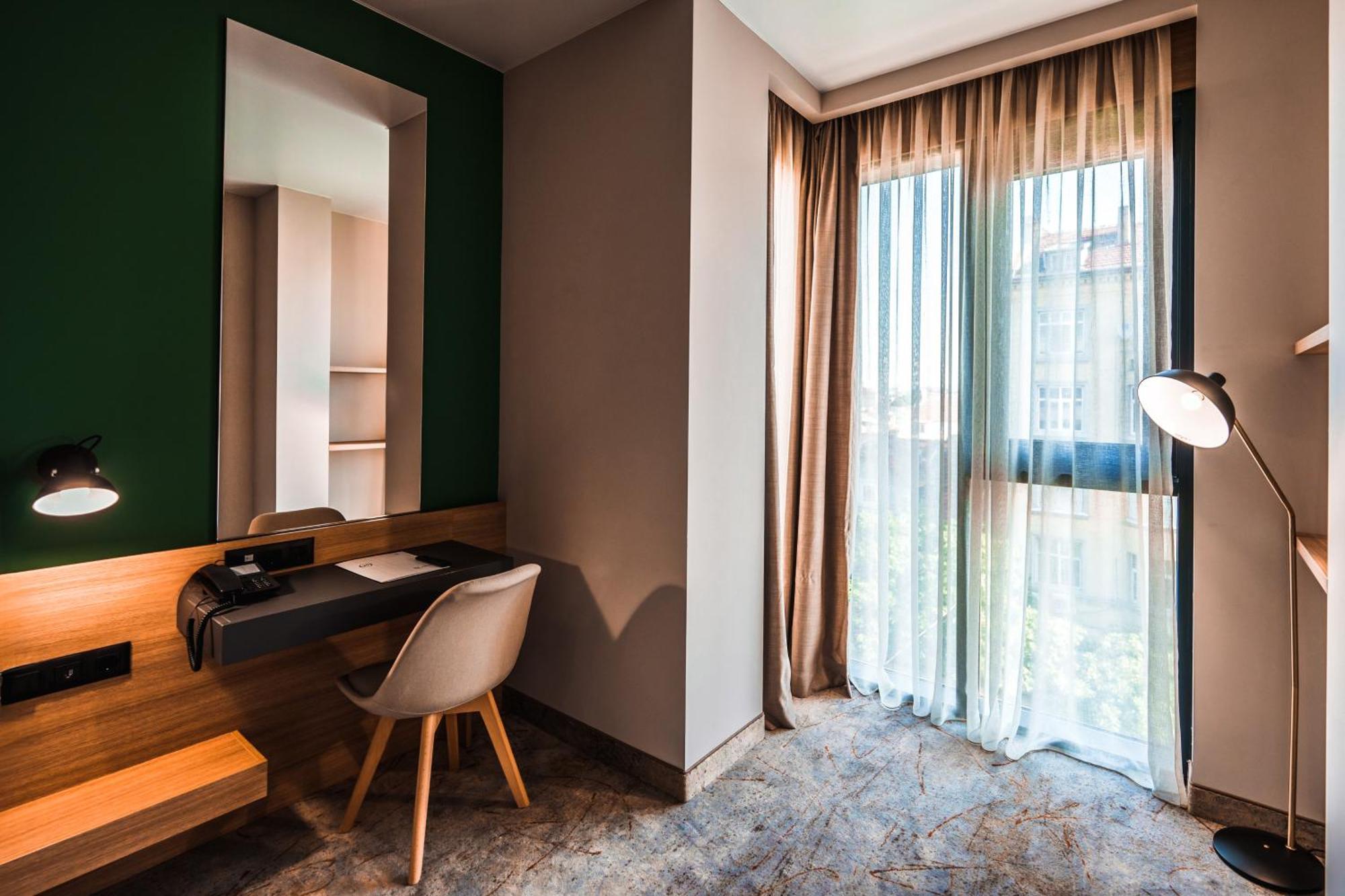 B1 Downtown Hotel Sofia Bagian luar foto