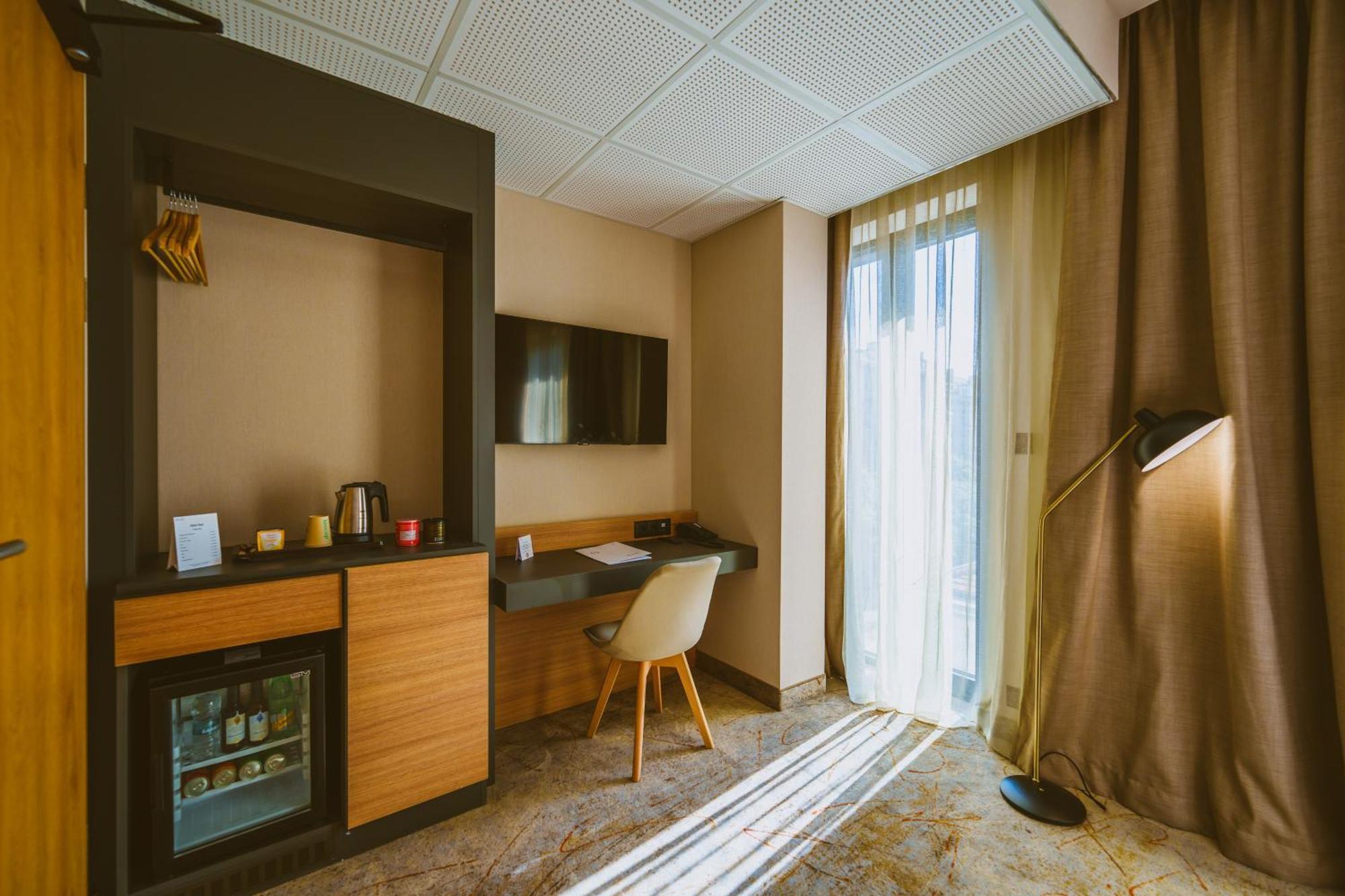 B1 Downtown Hotel Sofia Bagian luar foto