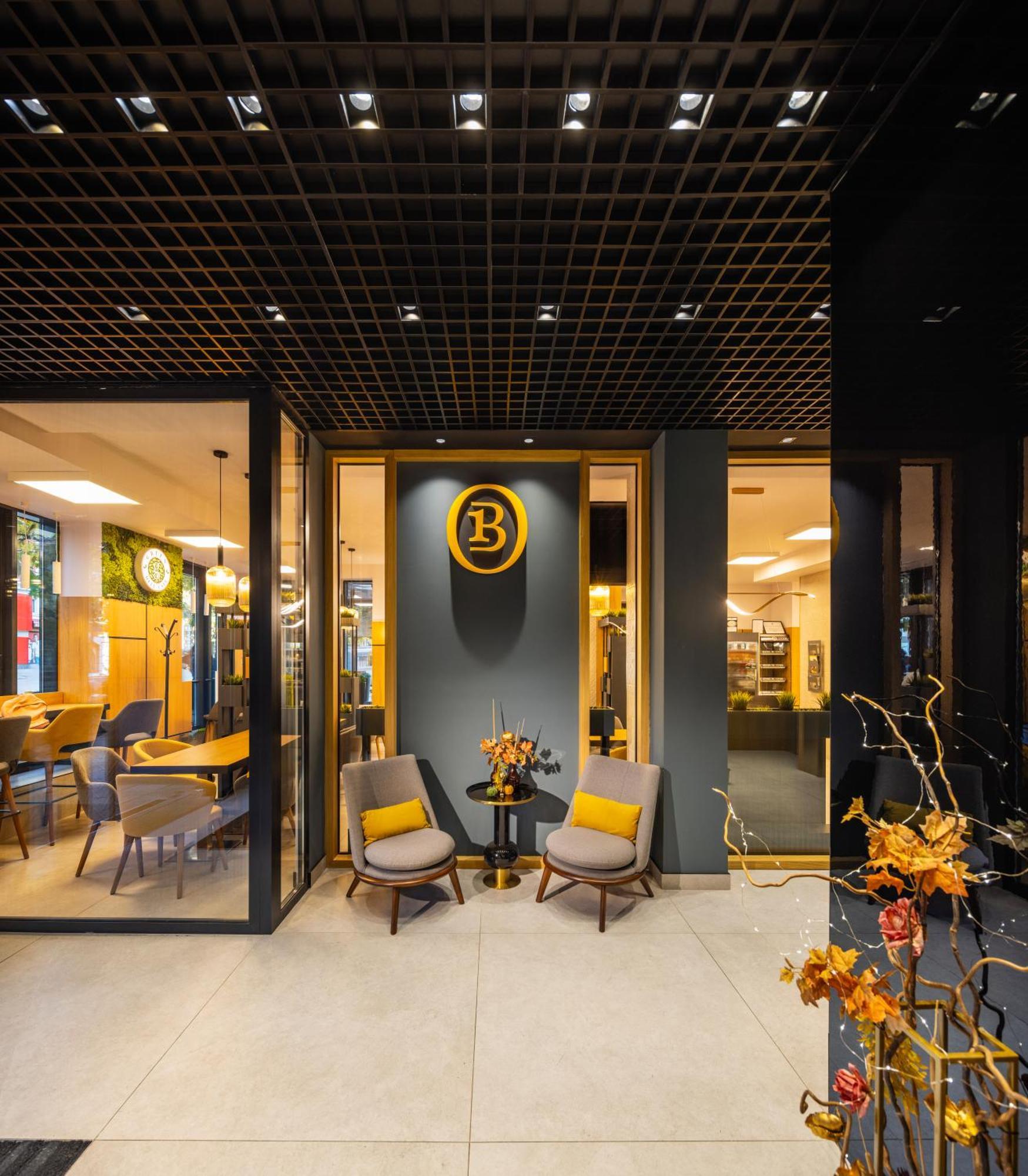 B1 Downtown Hotel Sofia Bagian luar foto